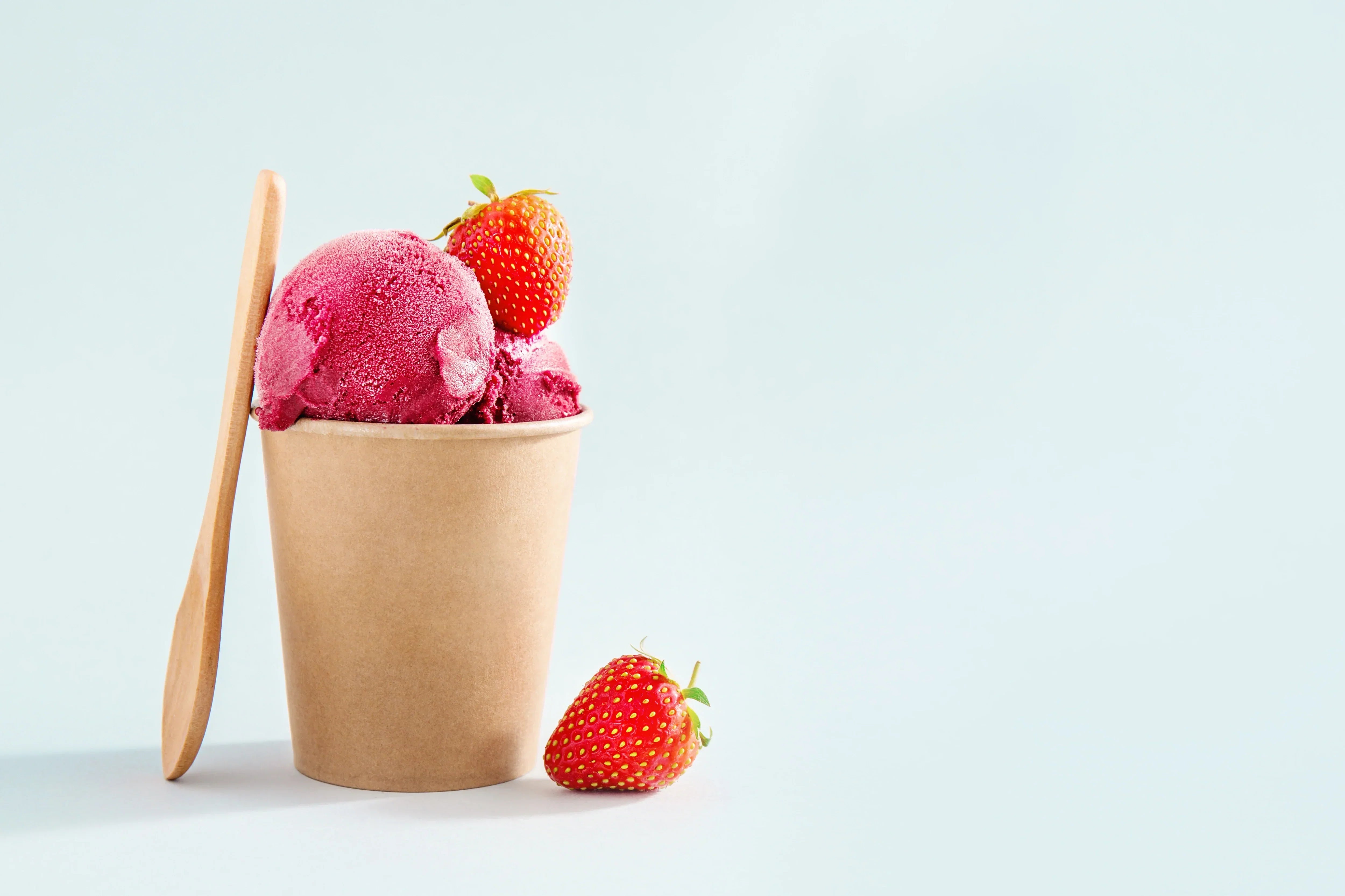 Kreative Eisbecher für den Sommer 2025