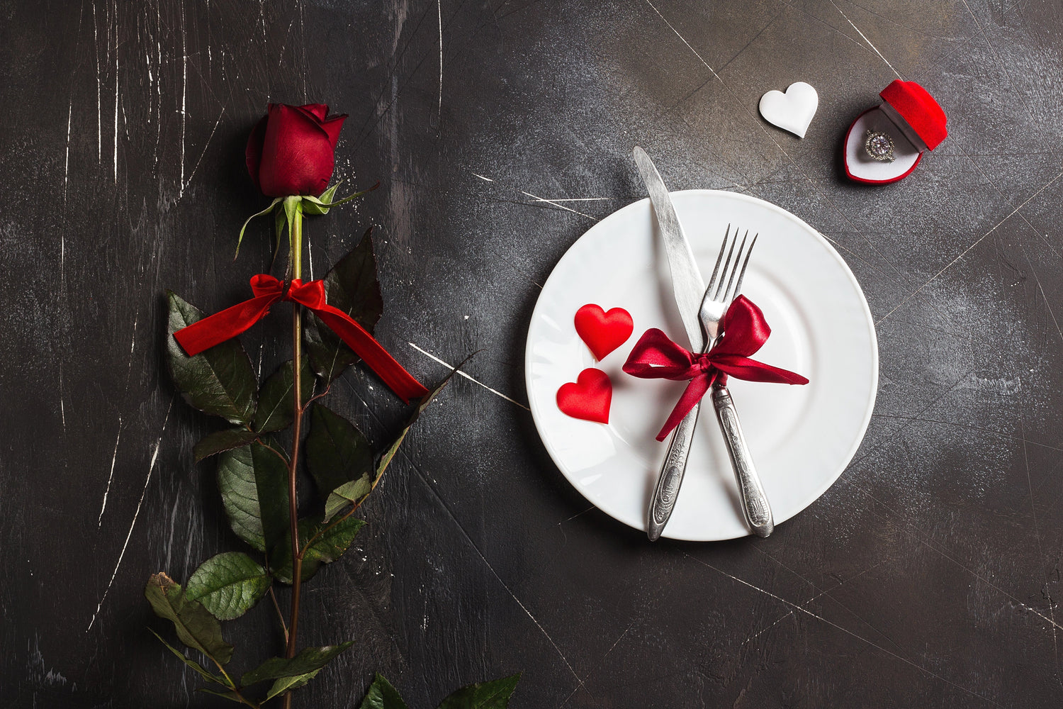 Valentinstags-Menüs: Romantische Genussideen für Restaurant & To Go